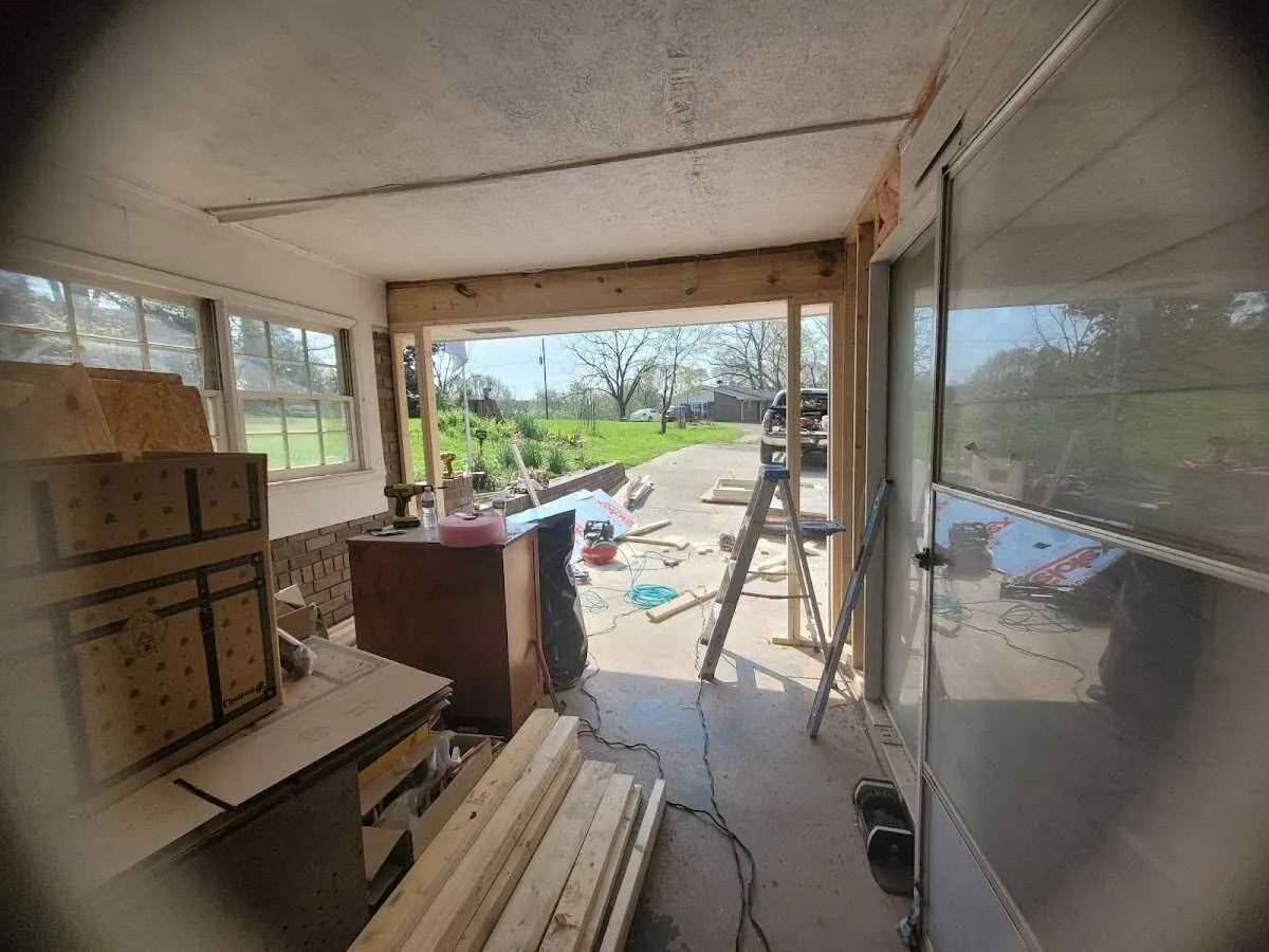 Air movers and dehumidifier for Drying & Dehumidification in Acworth